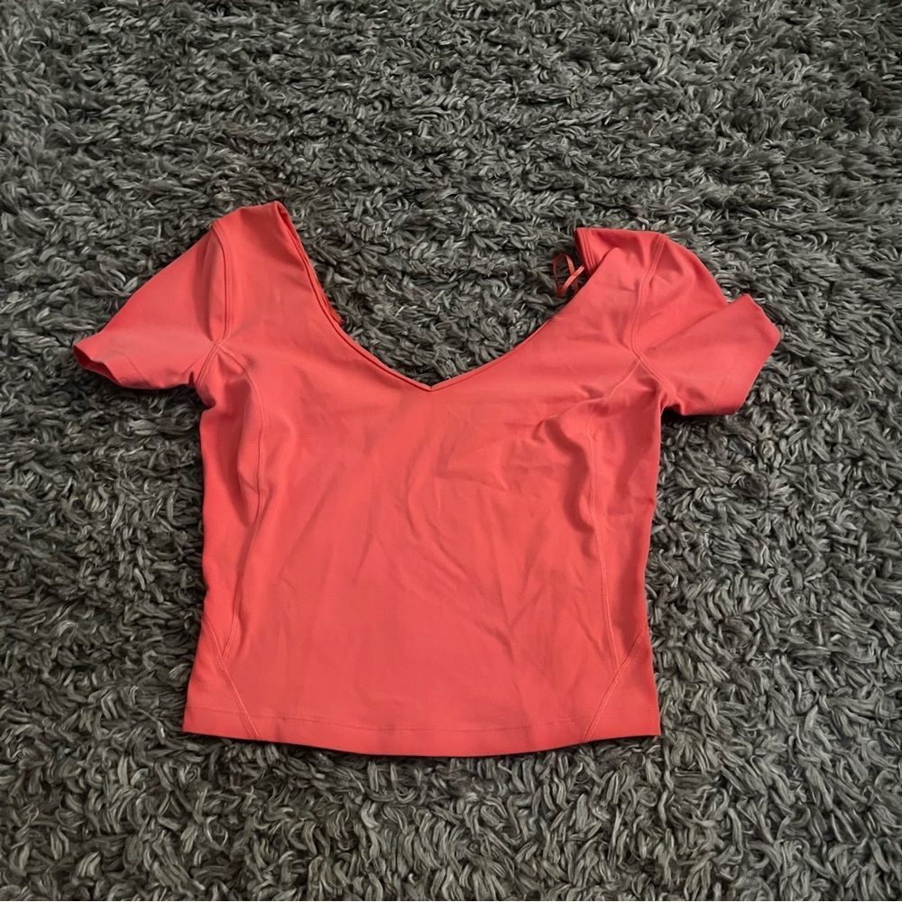 Lululemon align tee raspberry cream size 6